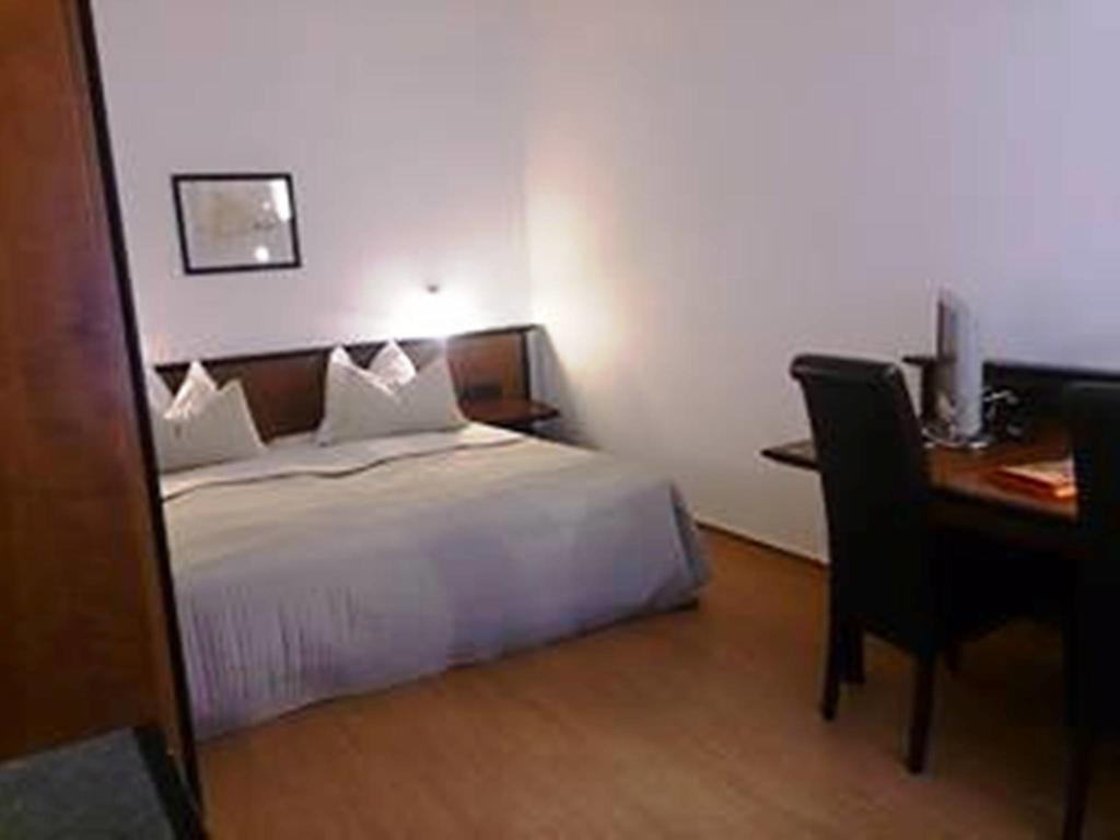 Brocki's Stadt Hamburg Hotel Parchim
