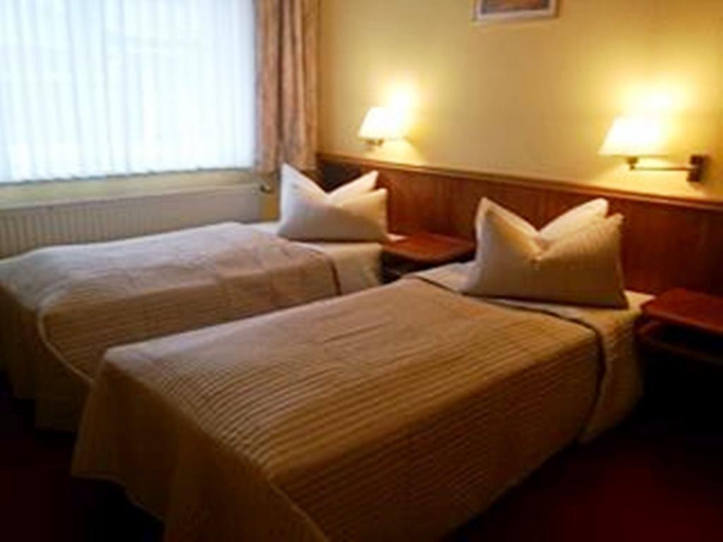Brocki's Stadt Hamburg 3* Parchim
